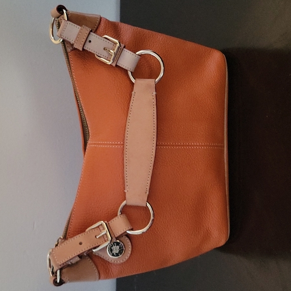 Dooney & Bourke orange purse - Picture 5 of 5